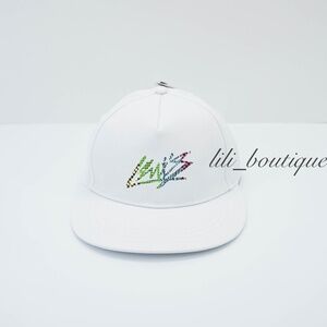 Levi's Unisex Snapback Baseball Cap Hat Cotton One Size 380210138 Graphic White